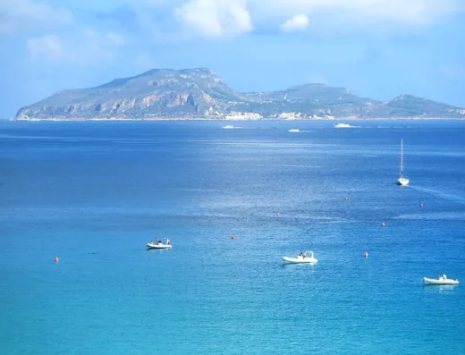 escursioni-barca-gommone-favignana
